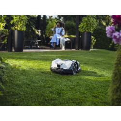 Automower 405VE NERA équipé d’une caméra avec intelligence artificielle pour détection des obstacles